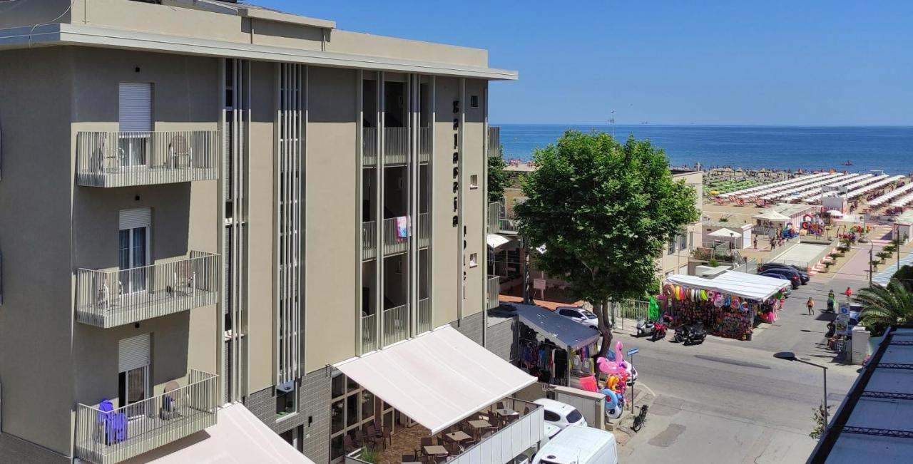 Hotel Galassia Rimini Bagian luar foto